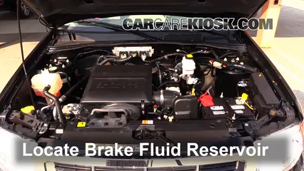 2011 Ford Escape XLT 3.0L V6 FlexFuel Liquide de frein Contrôler le niveau de liquide de frein